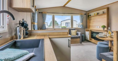 Lounge, Kitchen and Dining Table