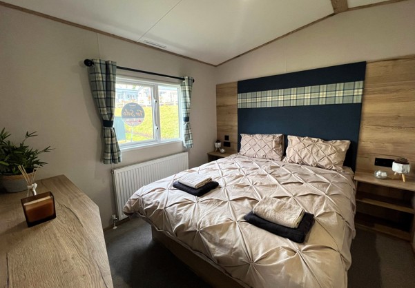 Cosy and contemporary master bedroom