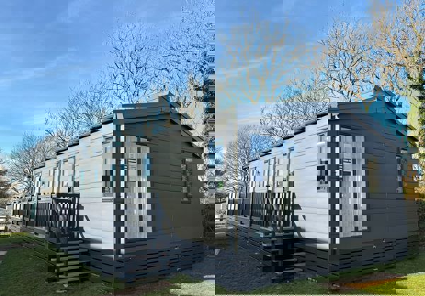 Exterior of Victory Franklin