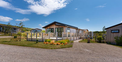 Skylark External View