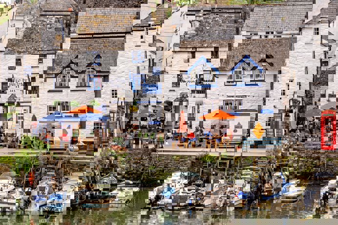The Blue Peter Inn, Polperro by the water
